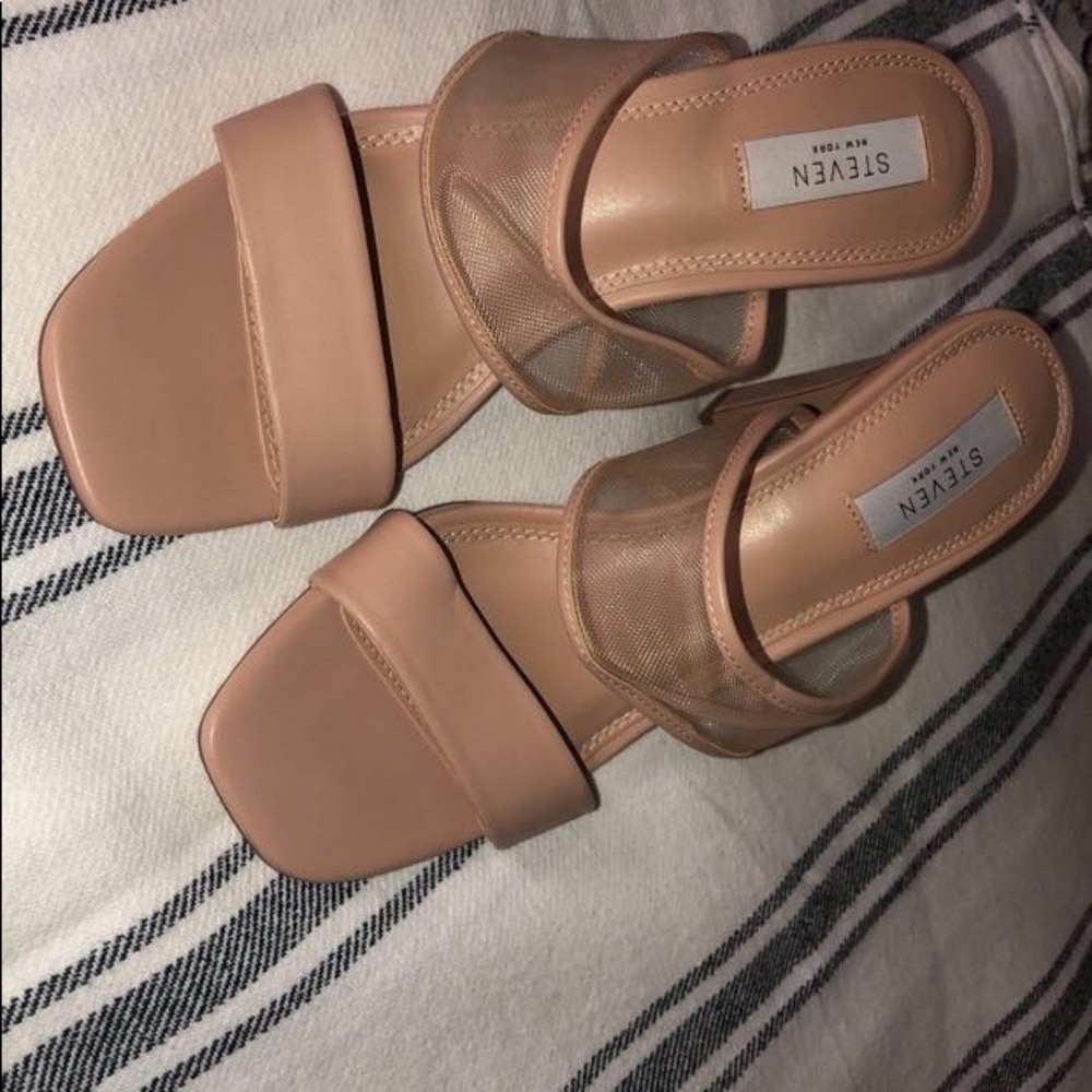 Taupe heels
